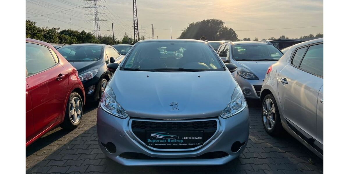 Peugeot 208 72.000 km 4.900 &euro; Bottrop 46238