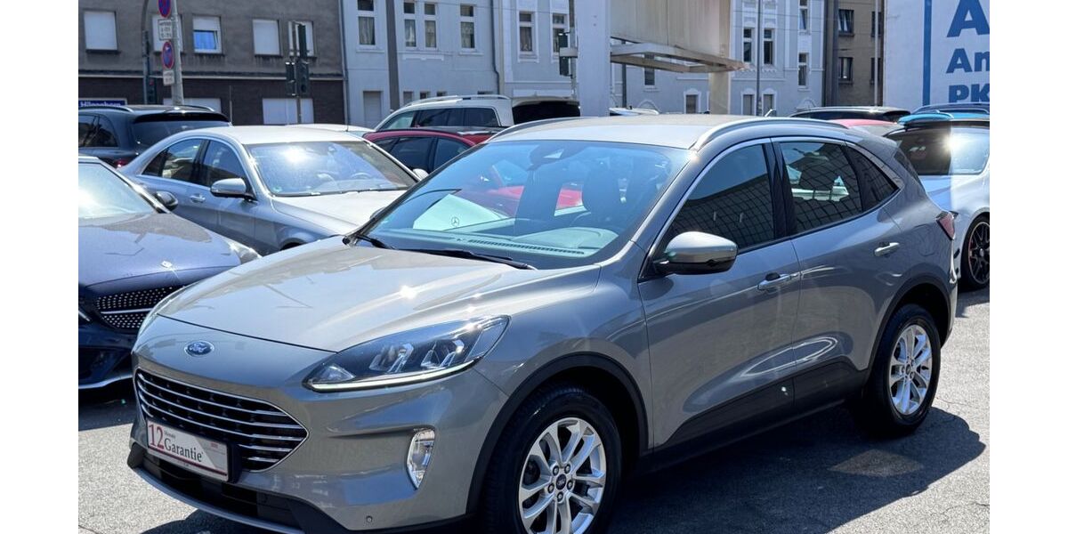Ford Kuga 118.653 km 15.600 &euro; Oberhausen 46045