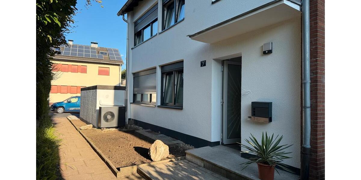 Reihenhaus Erkrath - 10 Zimmer, 192 m&sup2;, 650.000&euro; | Angebot:27426555