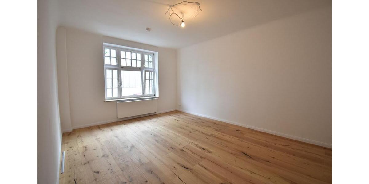 Etagenwohnung Düsseldorf Heerdt - 2 Zimmer, 75 m&sup2;, 1.195&euro; | Angebot:22619460