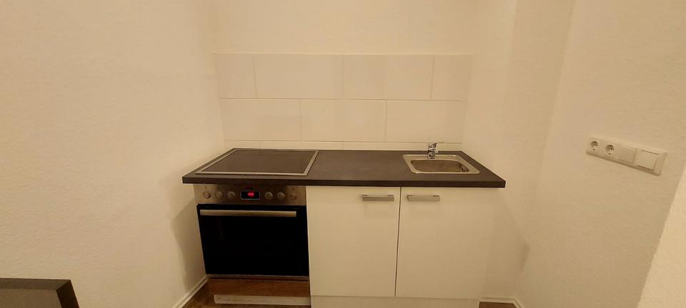 Helle, gemütliche und renovierte Wohnung zu vermieten 1 zimmer