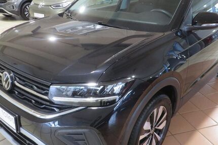 VW T-Cross 5.429 km 23.945 € Neuss 41469