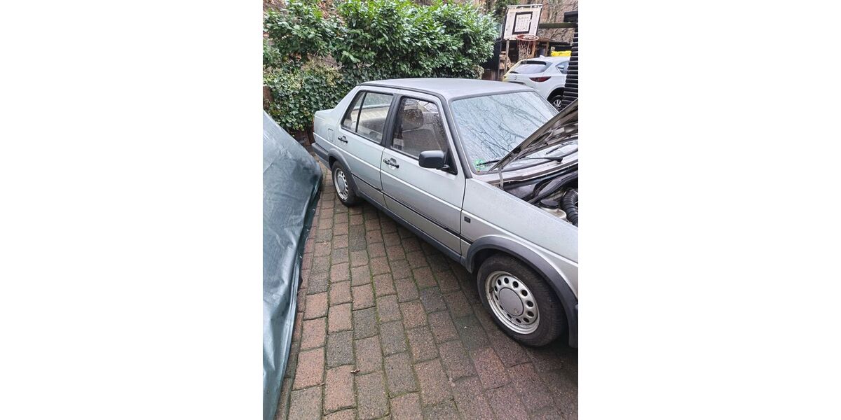 VW Jetta 74.941 km 4.000 &euro; Duisburg 47169