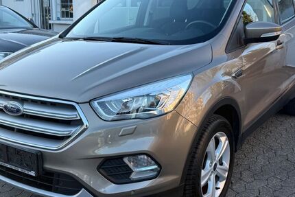 Ford Kuga 93.445 km 11.998 &euro; Heiligenhaus 42579