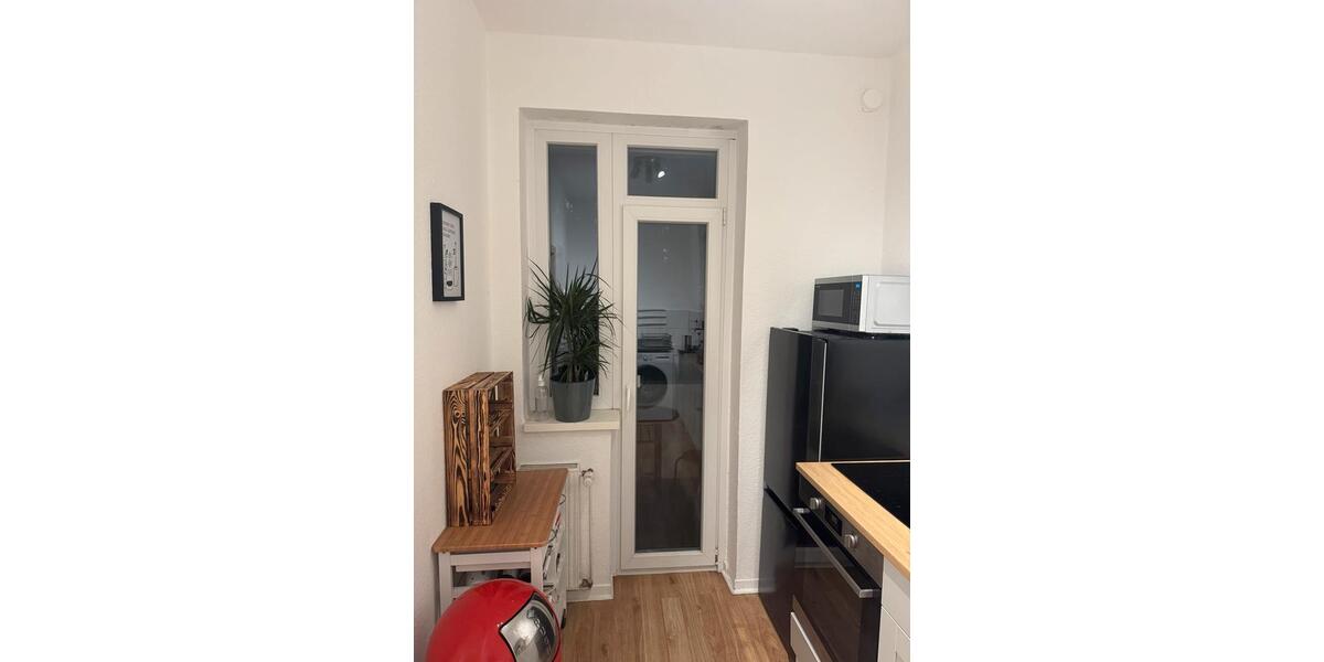 Etagenwohnung Düsseldorf Oberbilk - 3 Zimmer, 67 m&sup2;, 580&euro; | Angebot:24616426