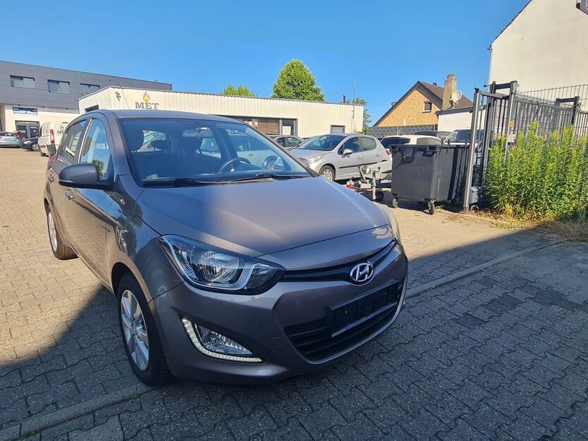 Hyundai i20 153.814 km 4.699 € Mönchengladbach 41199