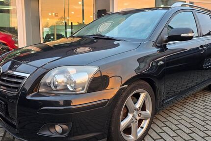 Toyota Avensis 188.540 km 2.990 &euro; Moers 47443