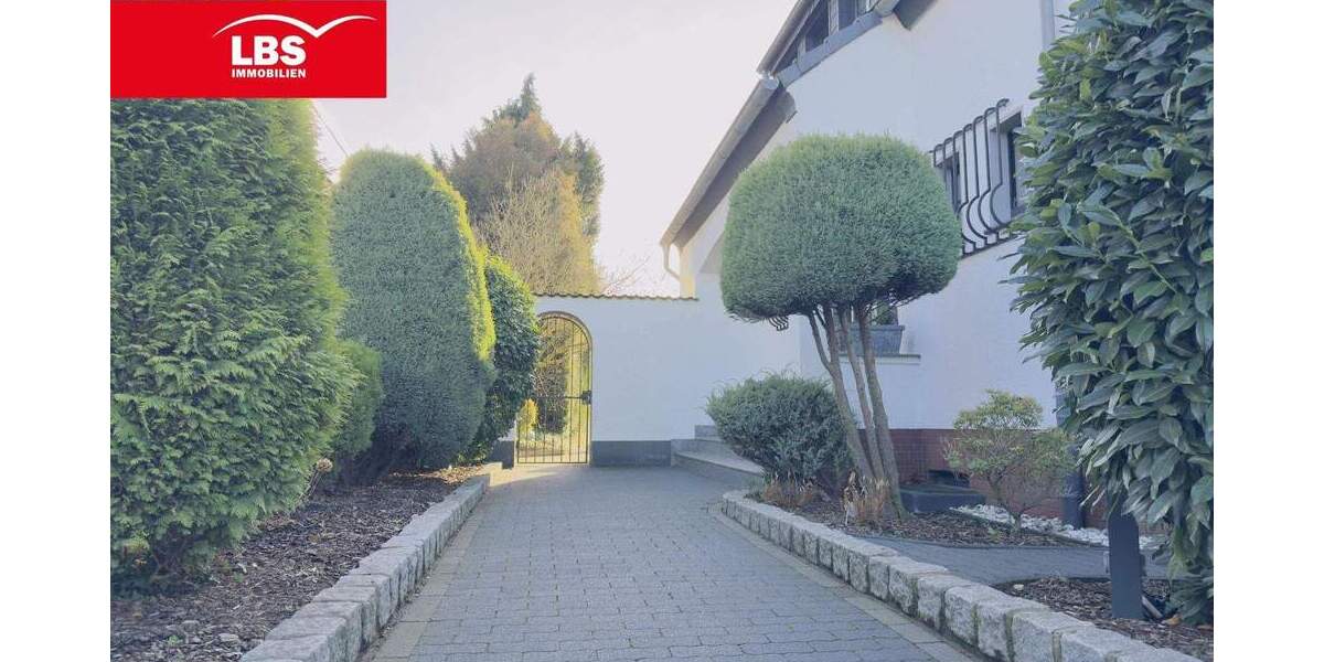 Einfamilienhaus Oberhausen Sterkrade-Nord - 3 Zimmer, 130 m&sup2;, 579.000&euro; | Angebot:25690152