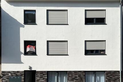 Wohnung Duisburg Mittelmeiderich - 4 Zimmer, 93 m&sup2;, 1.150&euro; | Angebot:26341685