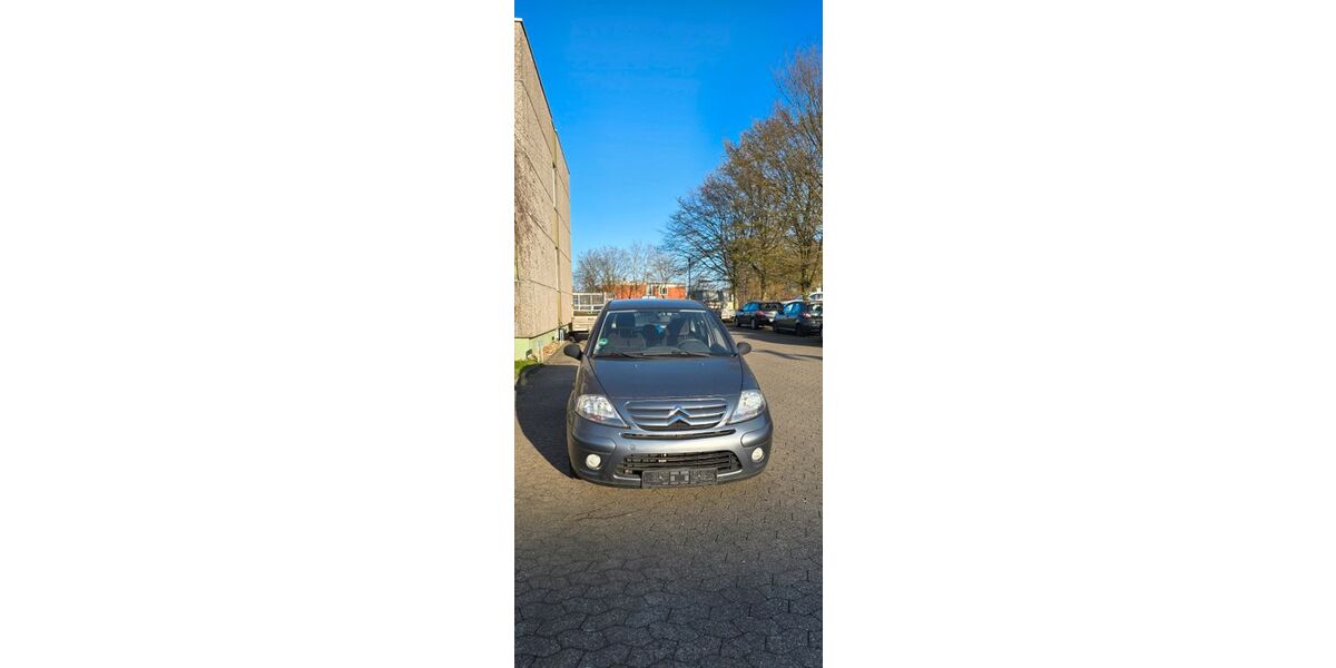 Citroen C3 100.400 km 2.600 &euro; Düsseldorf 40231