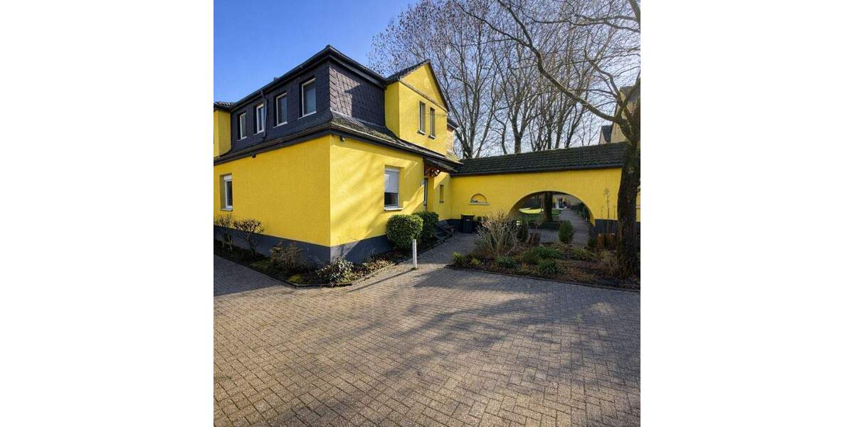 Etagenwohnung Gelsenkirchen Bismarck - 5 Zimmer, 100 m&sup2;, 195.000&euro; | Angebot:25165471