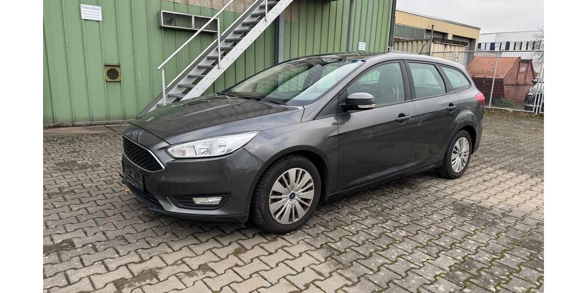 Ford Focus 325.500 km 5.117 &euro; Willich Schiefbahn 47877