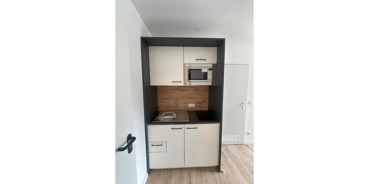 Etagenwohnung Essen Stadtbezirk VI - 1 Zimmer, 17 m&sup2;, 600&euro; | Angebot:26443467