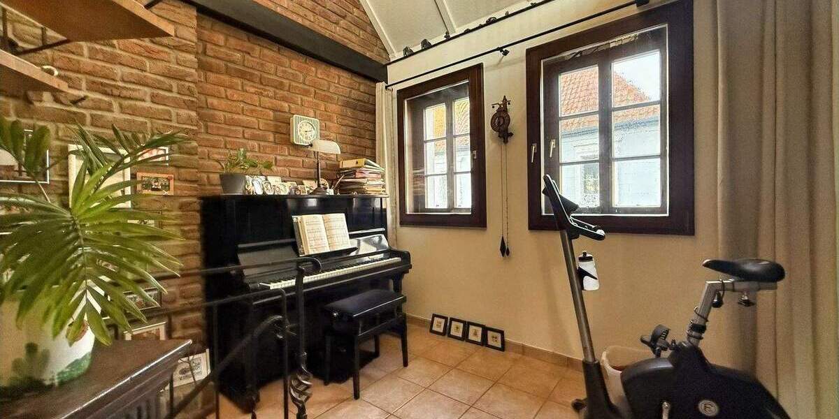 Reihenmittelhaus Krefeld Linn - 4 Zimmer, 153 m&sup2;, 485.000&euro; | Angebot:25940231