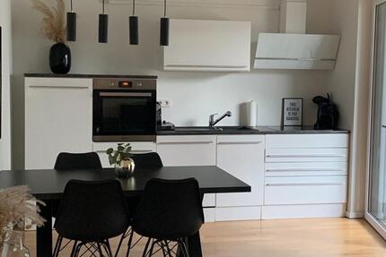 Wohnung Düsseldorf Oberbilk - 2 Zimmer, 60 m&sup2;, 1.111&euro; | Angebot:24839092