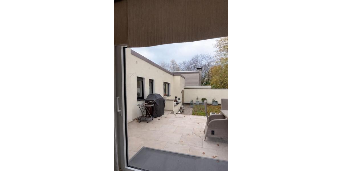 Bungalow Gelsenkirchen Gelsenkirchen-Mitte - 8 Zimmer, 250 m&sup2;, 1.950&euro; | Angebot:26107848