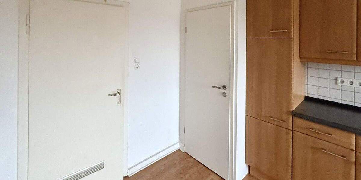 Etagenwohnung Düsseldorf Oberbilk - 2 Zimmer, 57 m&sup2;, 205.000&euro; | Angebot:25156996