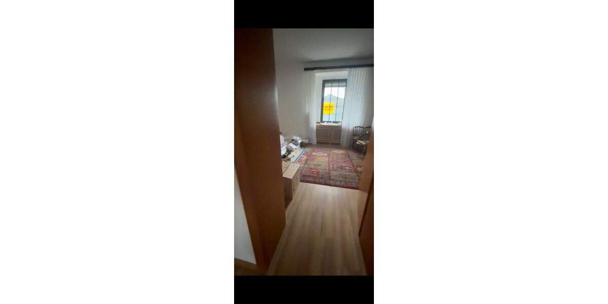 Etagenwohnung Neuss Innenstadt - 2 Zimmer, 56 m&sup2;, 650&euro; | Angebot:25391499