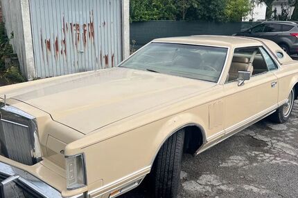 Lincoln Continental
