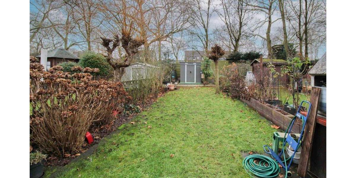 Reihenmittelhaus Duisburg Neumühl - 4 Zimmer, 110 m&sup2;, 255.000&euro; | Angebot:24872428