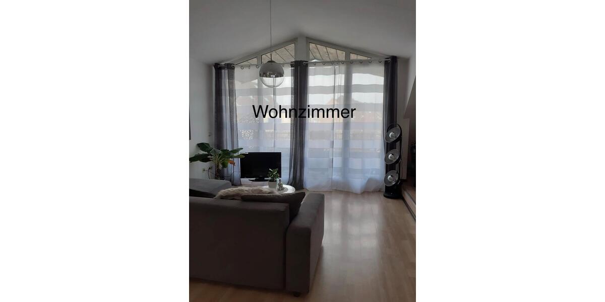 Dachgeschoßwohnung Neuss Furth-Mitte - 2.5 Zimmer, 62 m&sup2;, 545&euro; | Angebot:25352292