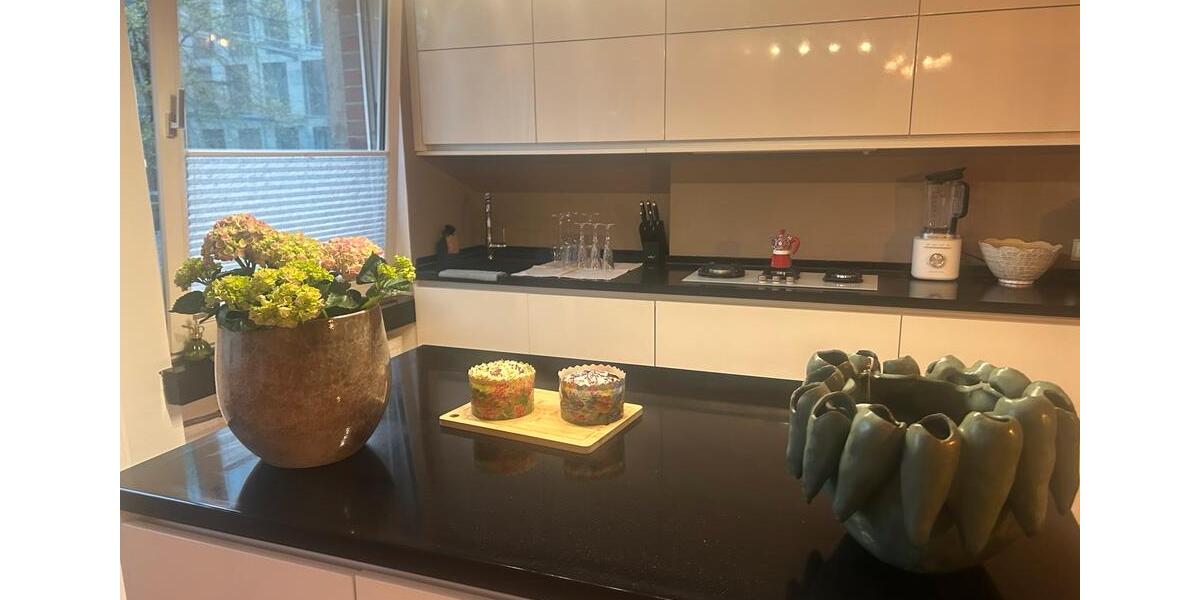 Etagenwohnung Düsseldorf Pempelfort - 2 Zimmer, 75 m&sup2;, 1.496&euro; | Angebot:26604507