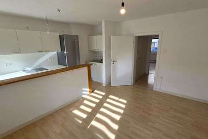 Wohnung Duisburg Duisburg-Mitte - 2 Zimmer, 43 m&sup2;, 470&euro; | Angebot:27432864
