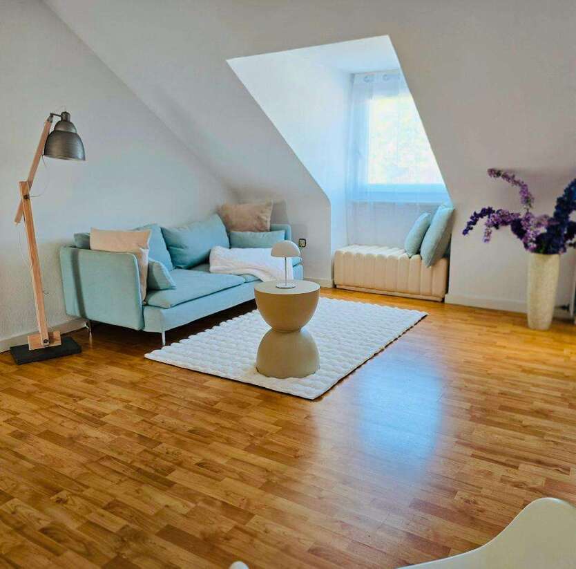 Wohnung zum Mieten in Düsseldorf 1.016 € 50 m²
