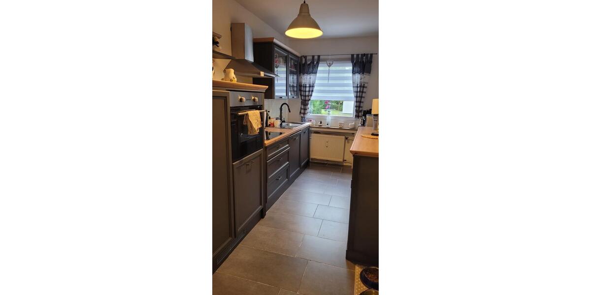 Etagenwohnung Gelsenkirchen Ückendorf - 5 Zimmer, 130 m&sup2;, 1.100&euro; | Angebot:24373306