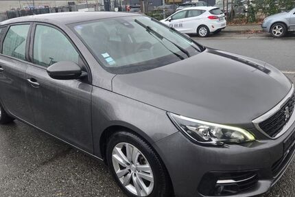 Peugeot 308 57.000 km 11.890 &euro; Gelsenkirchen 45884