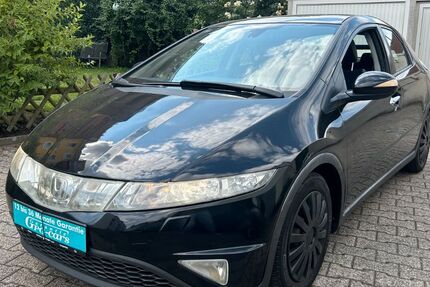 Honda Civic 210.000 km 3.950 &euro; Düsseldorf 40589