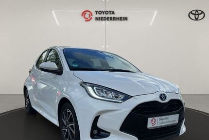 Toyota Yaris 24.900 km 19.485 &euro; Krefeld 47809