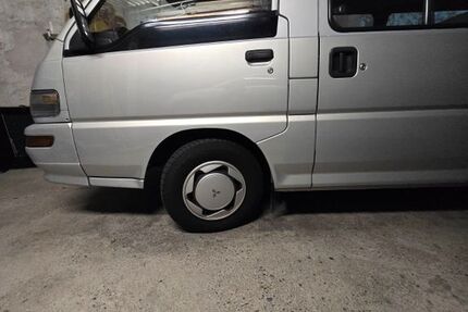 Mitsubishi L300 203.000 km 9.500 &euro; Krefeld 47803