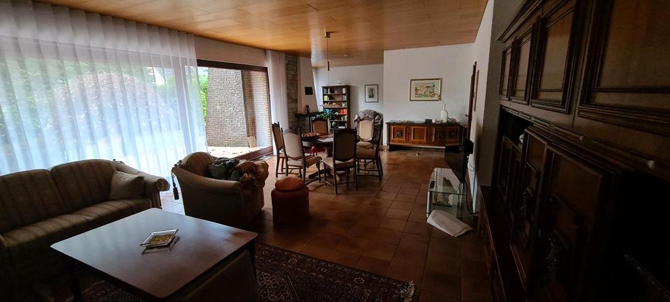 Einfamilienhaus Dinslaken Lohberg - 8 Zimmer, 270 m&sup2;, 670.000&euro; | Angebot:25658334