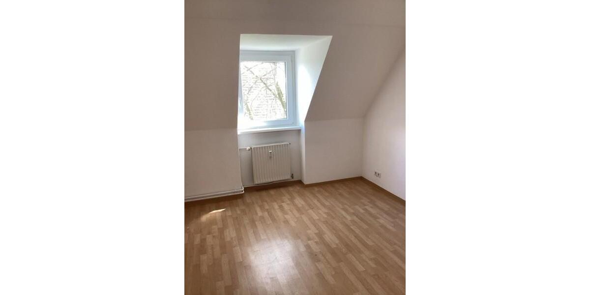 Dachgeschoßwohnung Heiligenhaus - 3.5 Zimmer, 58 m&sup2;, 634&euro; | Angebot:24635094