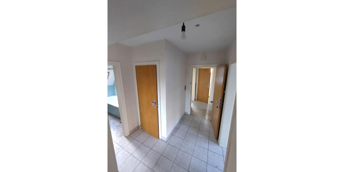 Provisionsfrei* Geräumiges, solides 2-FH mit Keller in Top Lage !!! - Zweifamilienhaus Wesel Obrighoven-Lackhausen | Angebot:25566115
