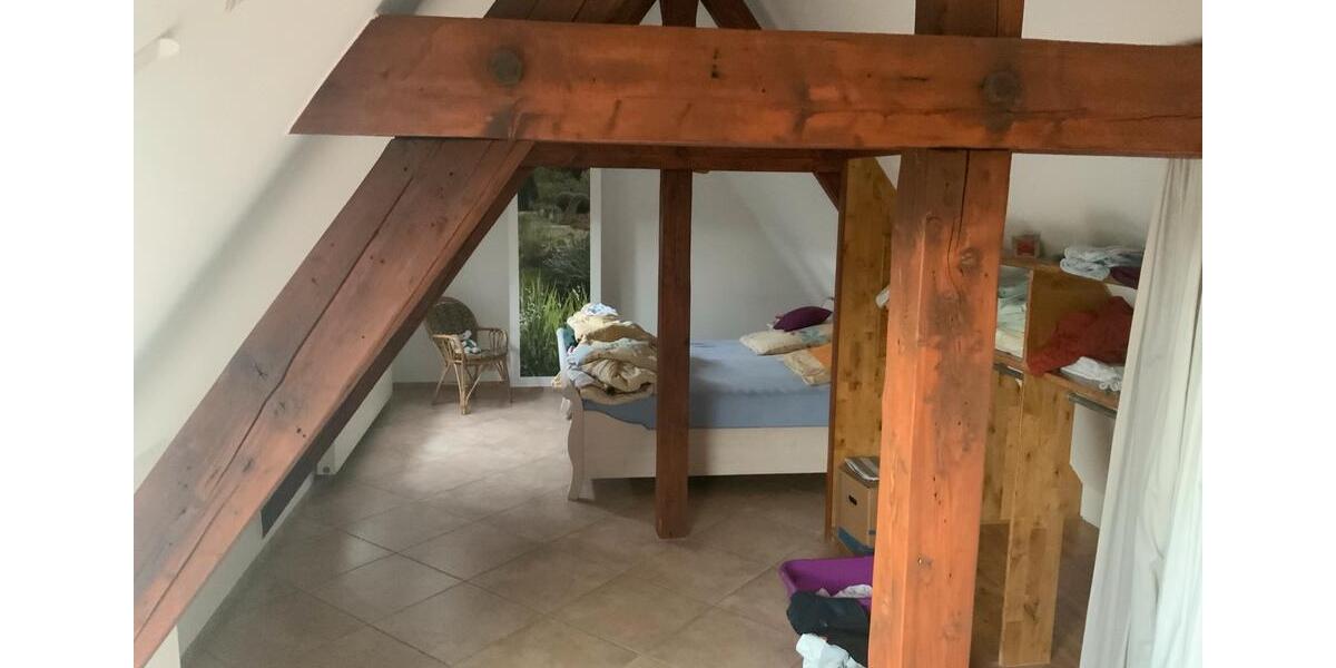 Dachgeschoßwohnung Neuss Gnadental - 5 Zimmer, 177 m&sup2;, 2.250&euro; | Angebot:26384336