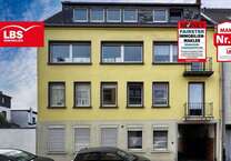 Haus zum Kaufen in Krefeld 670.000 € 312 m²