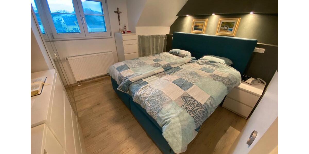 Doppelhaushälfte Duisburg Huckingen - 7 Zimmer, 120 m&sup2;, 575.000&euro; | Angebot:26367555