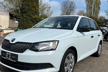 Skoda Fabia 195.196 km 3.989 &euro; Düsseldorf 40597