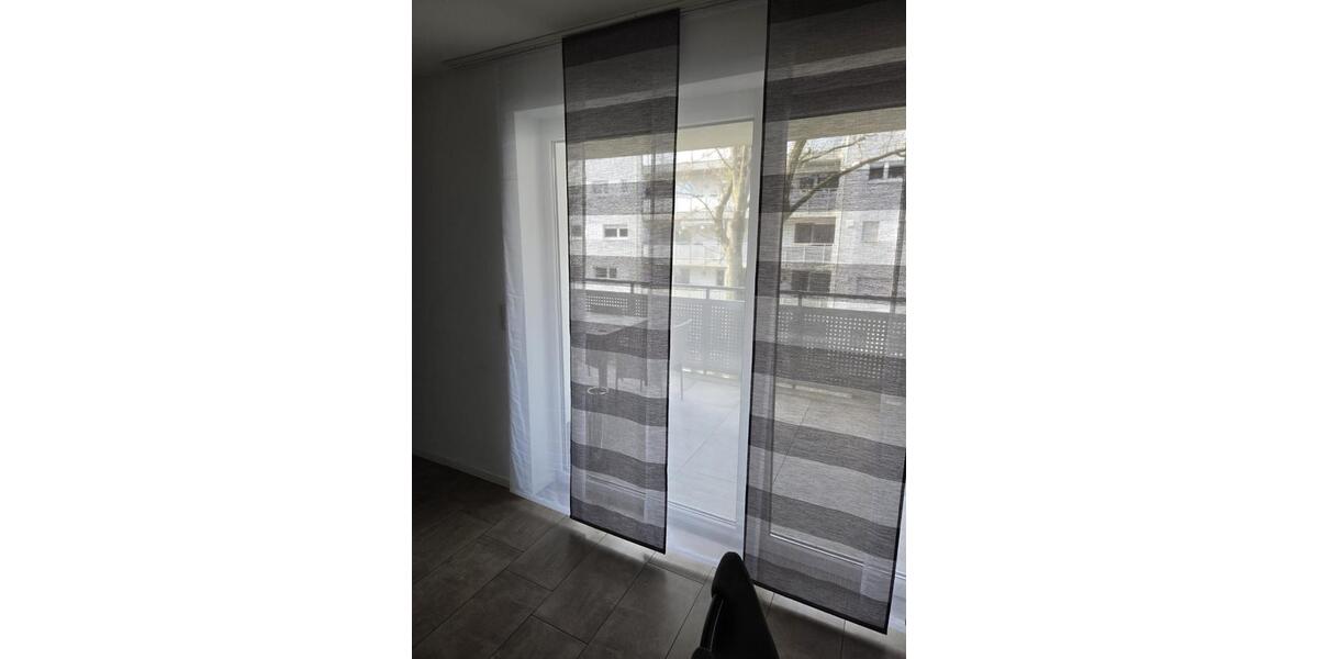 Etagenwohnung Voerde (Niederrhein) - 3 Zimmer, 82 m&sup2;, 475&euro; | Angebot:25539389