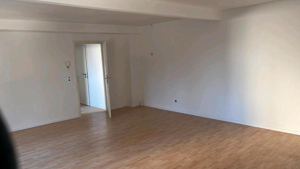 Etagenwohnung Gelsenkirchen Erle - 3 Zimmer, 120 m&sup2;, 1.172&euro; | Angebot:25262506