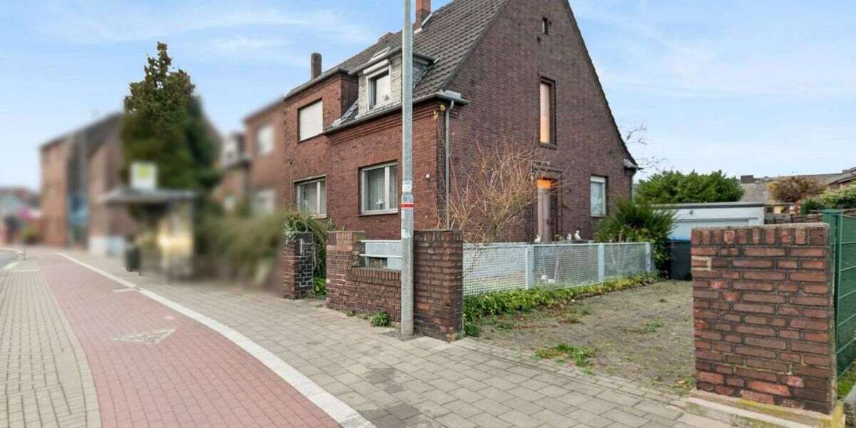 Einfamilienhaus Moers Hochstraß - 7 Zimmer, 124 m&sup2;, 269.000&euro; | Angebot:23756502