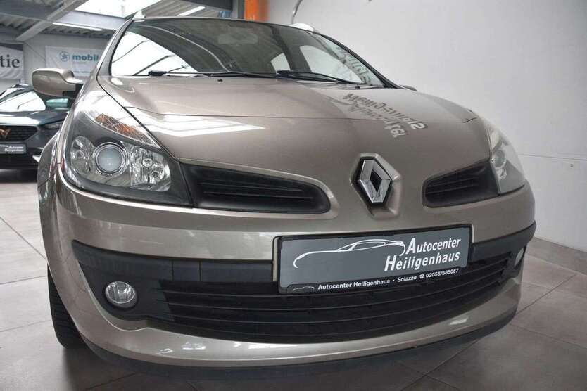 Renault Clio 91.885 km 5.980 € Heiligenhaus 42579
