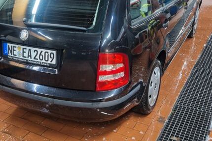 Skoda Fabia 219.000 km 1.450 &euro; Neuss 41460