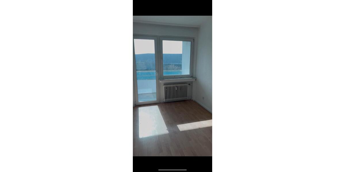 Etagenwohnung Duisburg Hamborn - 3 Zimmer, 70 m&sup2;, 600&euro; | Angebot:26347695