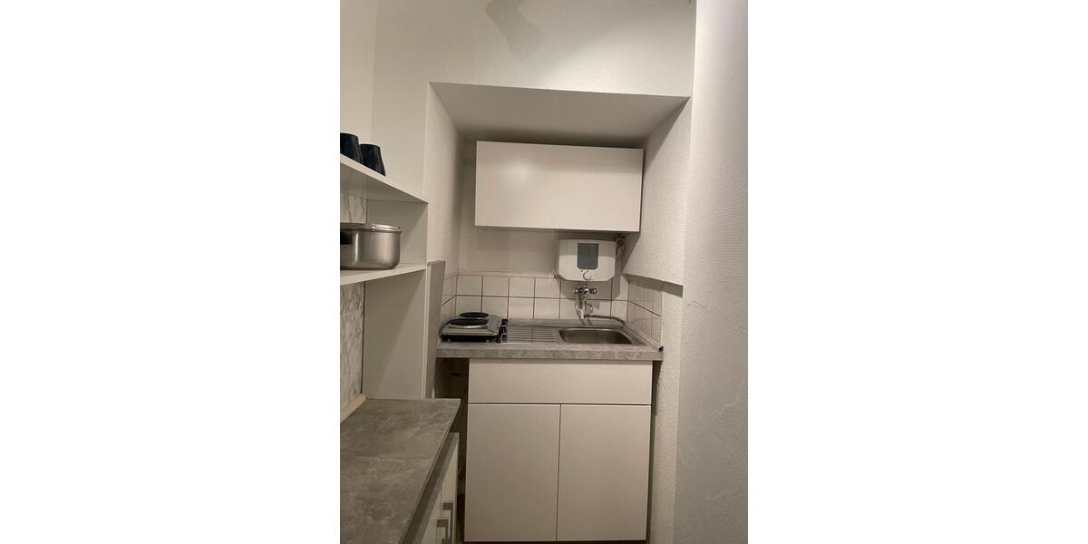 Etagenwohnung Essen Stadtkern - 1 Zimmer, 28 m&sup2;, 650&euro; | Angebot:26251804