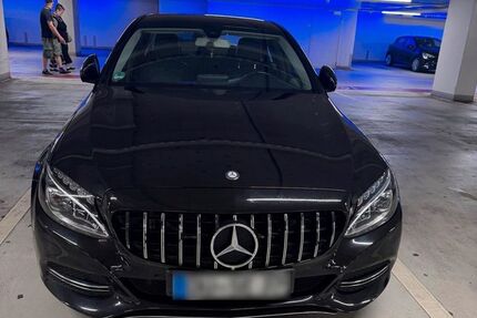 Mercedes-Benz C 250 198.000 km 14.900 &euro; Duisburg 47051