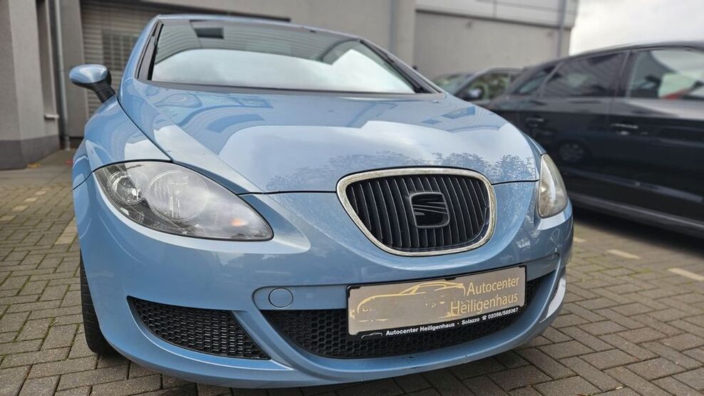 Seat Leon 257.991 km 2.480 € Heiligenhaus 42579