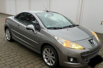 Peugeot 207 84.000 km 4.750 € Oberhausen 46145